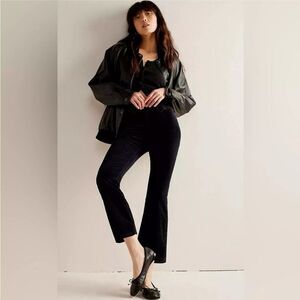 In My Feelings Velvet Crop Slim Flare Pants S